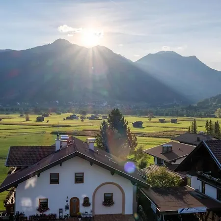 Gaestehaus Alpenstern Guest house Ehrwald